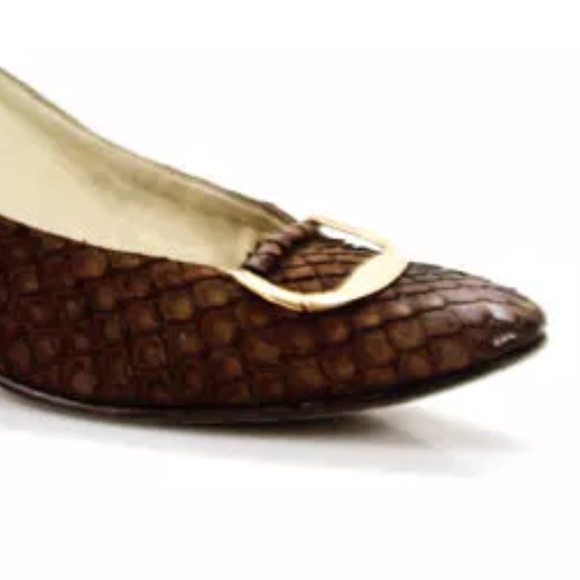 AUTHINTIC LOEWE VINTAGE LEATHER PUMPS SIZE 7 - Picture 7 of 7